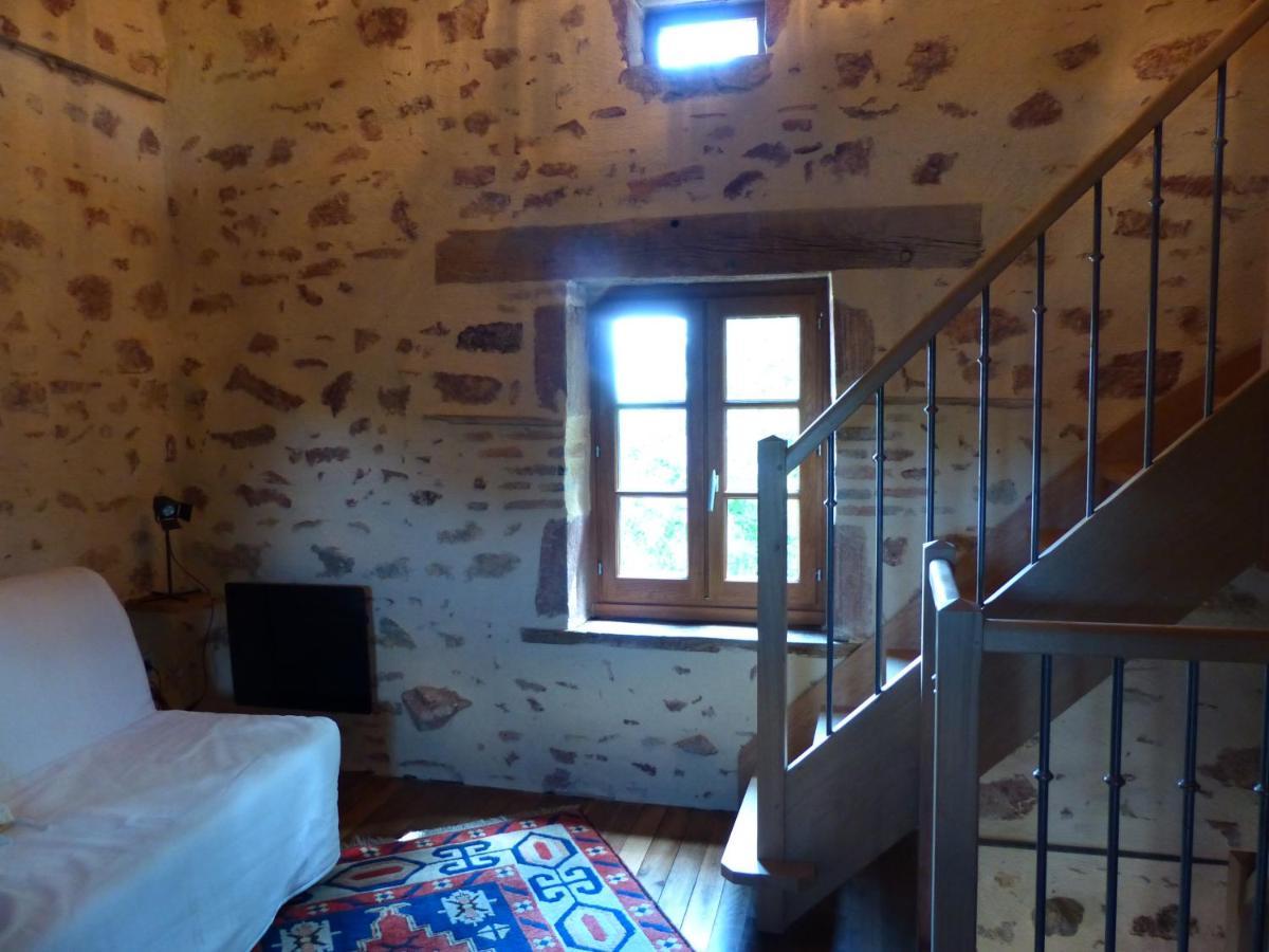 L'Abrejou Bed and Breakfast Le Donjon Buitenkant foto